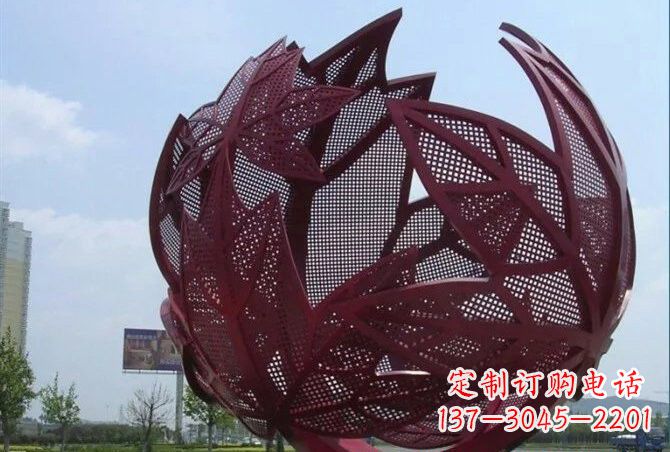不锈钢枫叶镂空球雕塑2