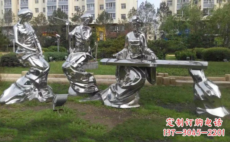 不锈钢公园弹奏人物雕塑