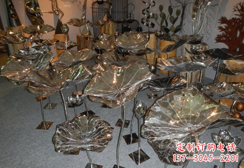 不锈钢公园锻造荷花荷叶雕塑