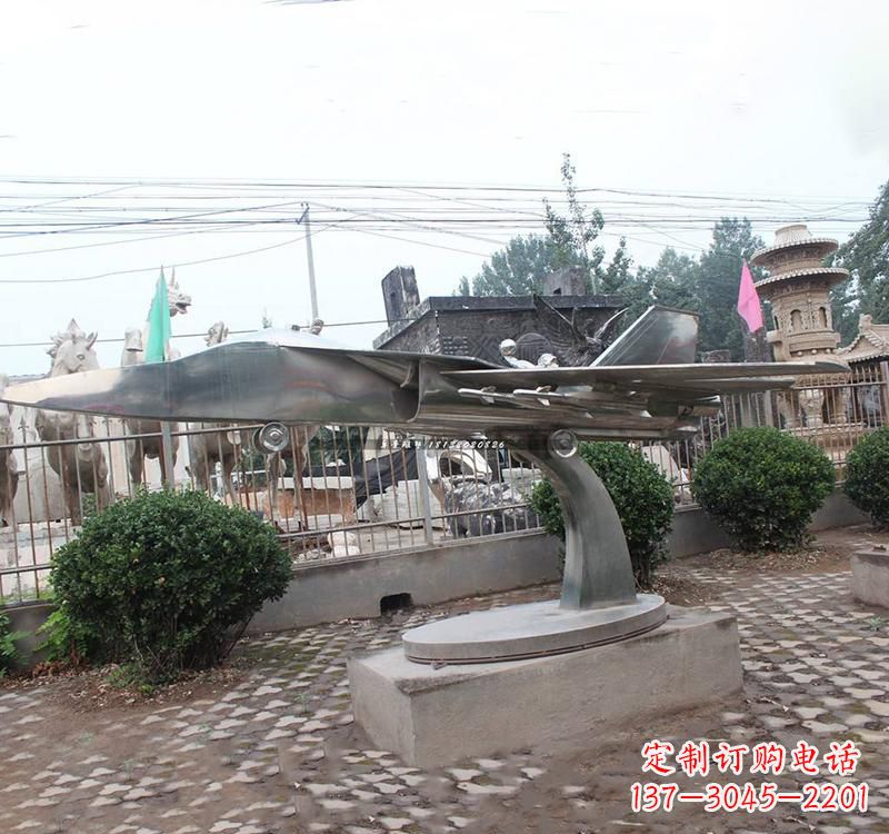 不锈钢公园飞机雕塑
