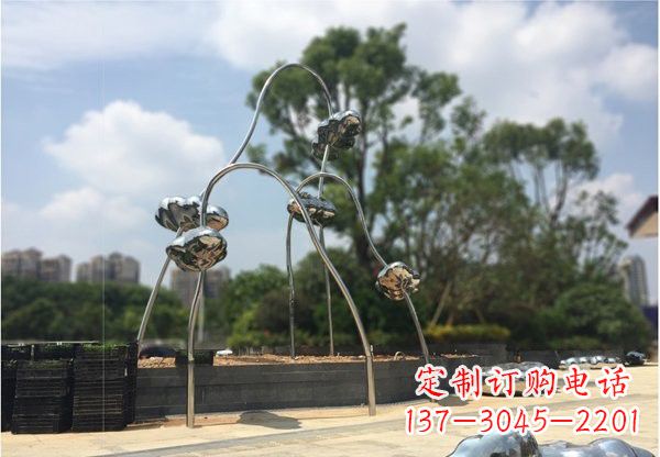 不锈钢公园景区抽象云朵雕塑