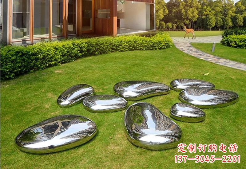 不锈钢公园镜面鹅卵石雕塑
