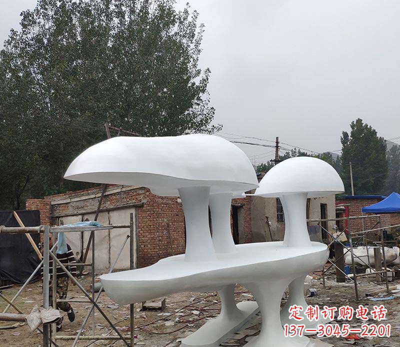 不锈钢公园蘑菇云朵雕塑