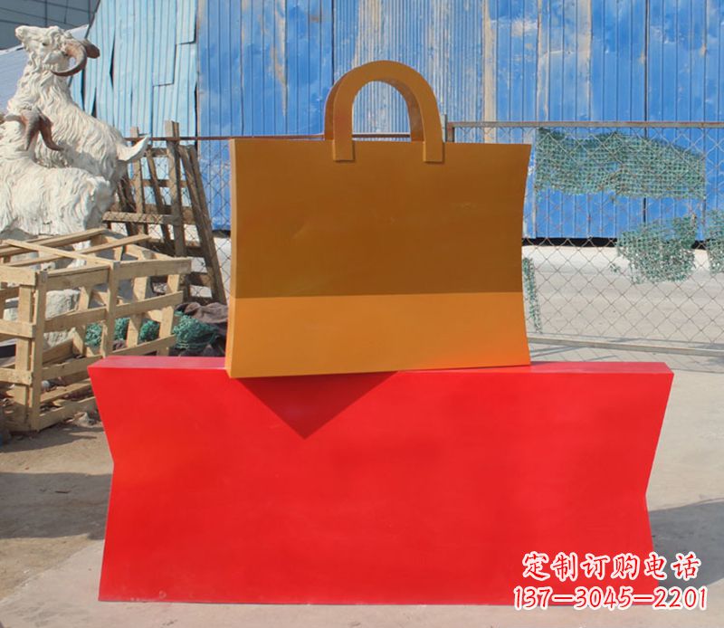 不锈钢购物袋雕塑 (2)
