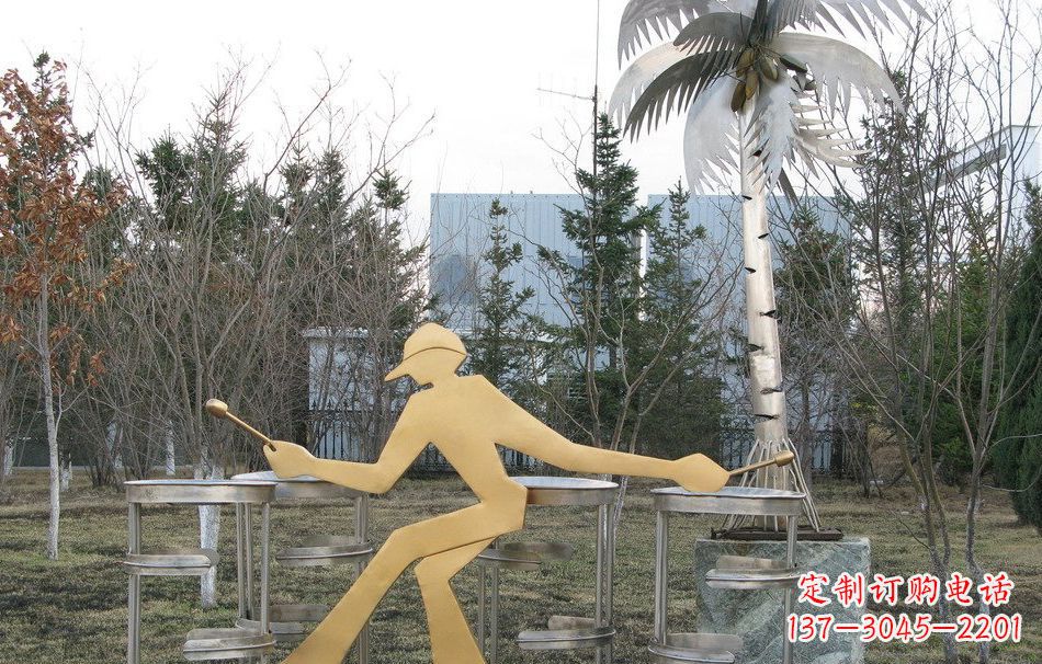 不锈钢鼓手抽象人物雕塑