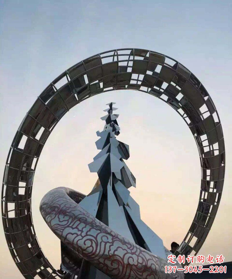 不锈钢广场抽象松树和祥云雕塑