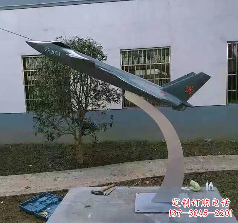 不锈钢广场飞机雕塑
