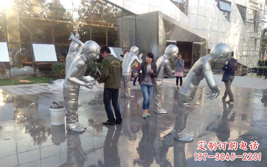 不锈钢广场人物摆件