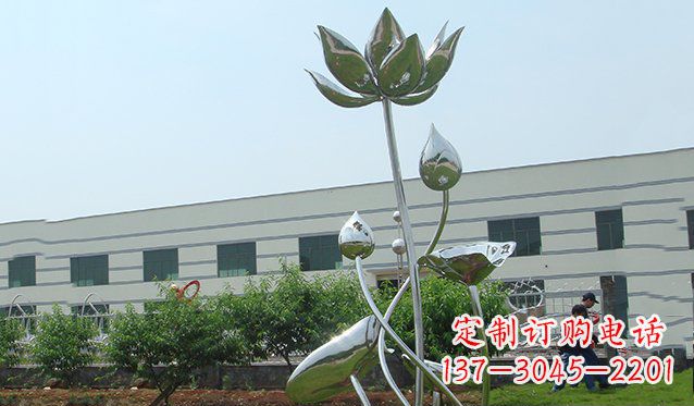 不锈钢荷花雕塑 (2)