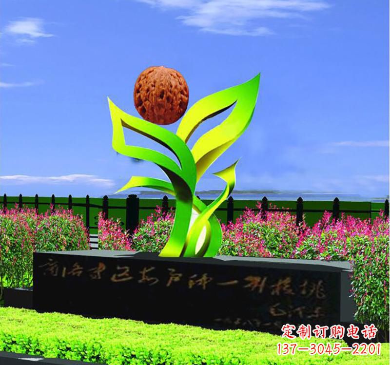 不锈钢核桃雕塑2