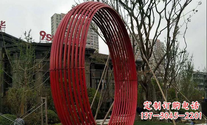 不锈钢红色花环公园景观雕塑