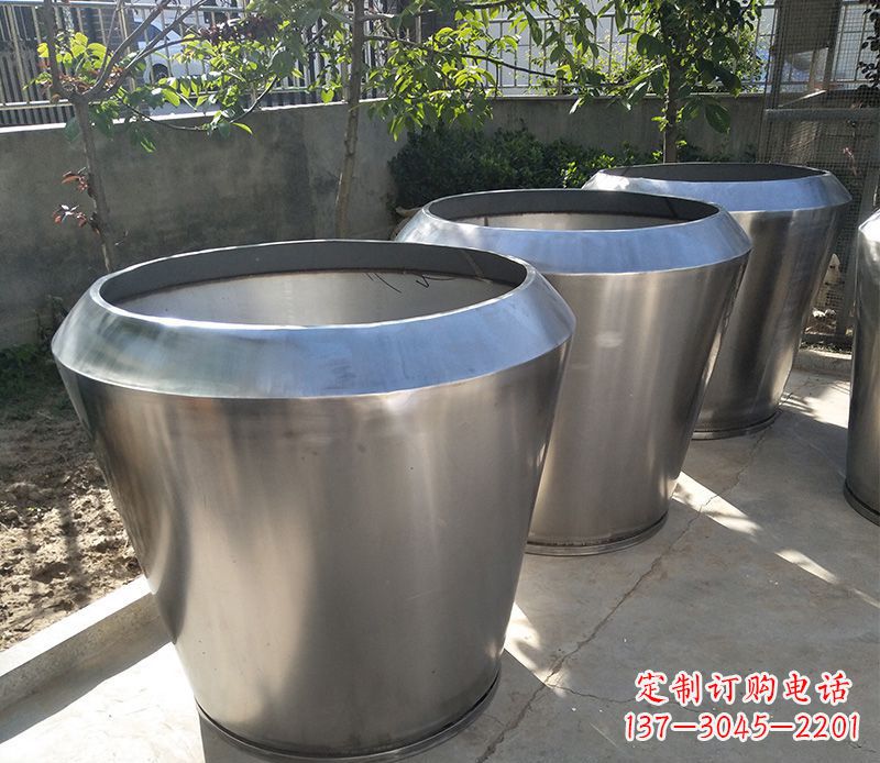 花盆雕塑 - 不锈钢/花盆 花盆雕塑 - 不锈钢/花盆