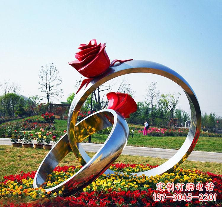 精美不锈钢戒指雕塑 精美不锈钢戒指雕塑