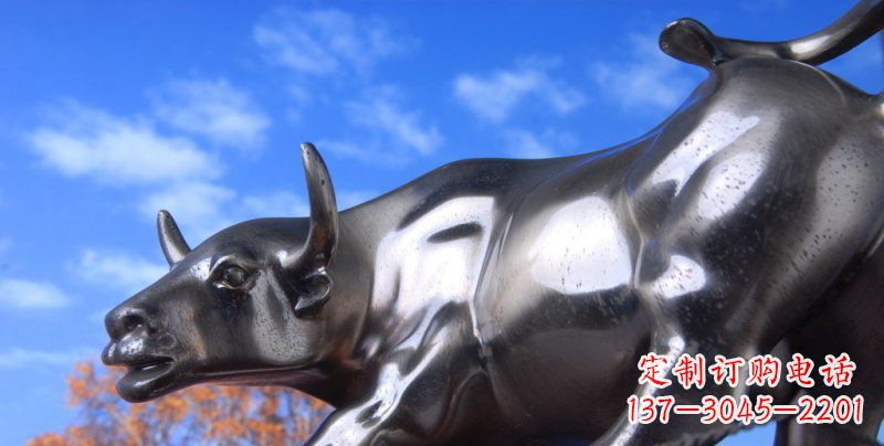 不锈钢华尔街牛广场景观雕塑