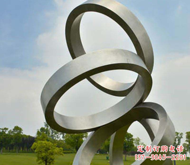 不锈钢环环相扣景观雕塑