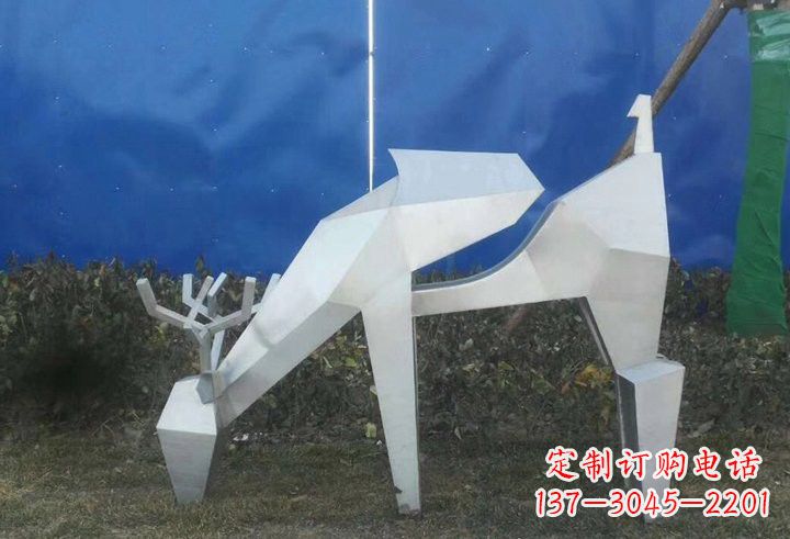 不锈钢几何抽象鹿雕塑2