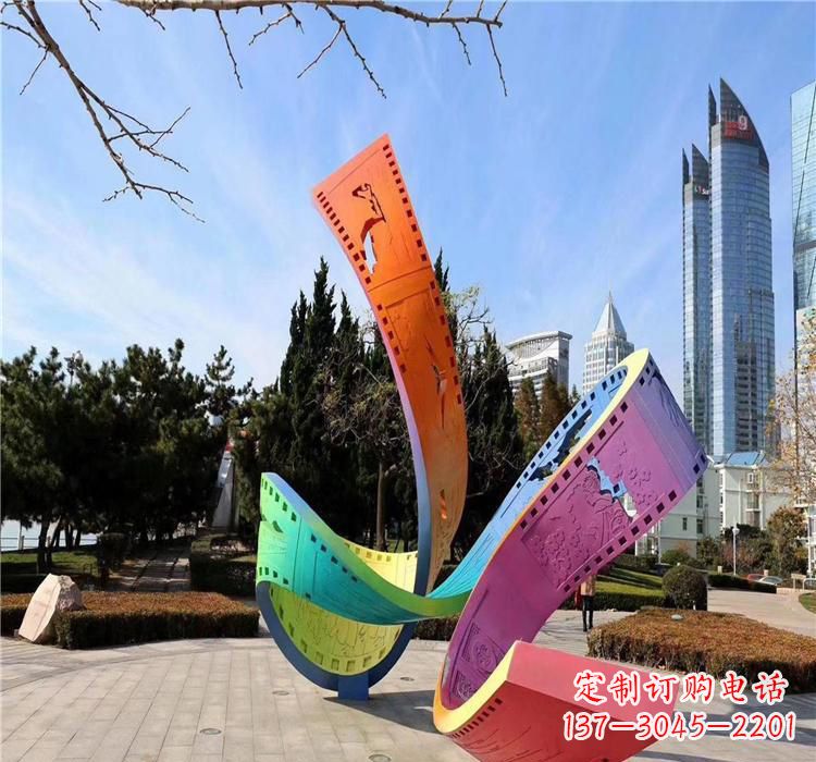 胶卷雕塑 - 不锈钢/胶卷 胶卷雕塑 - 不锈钢/胶卷