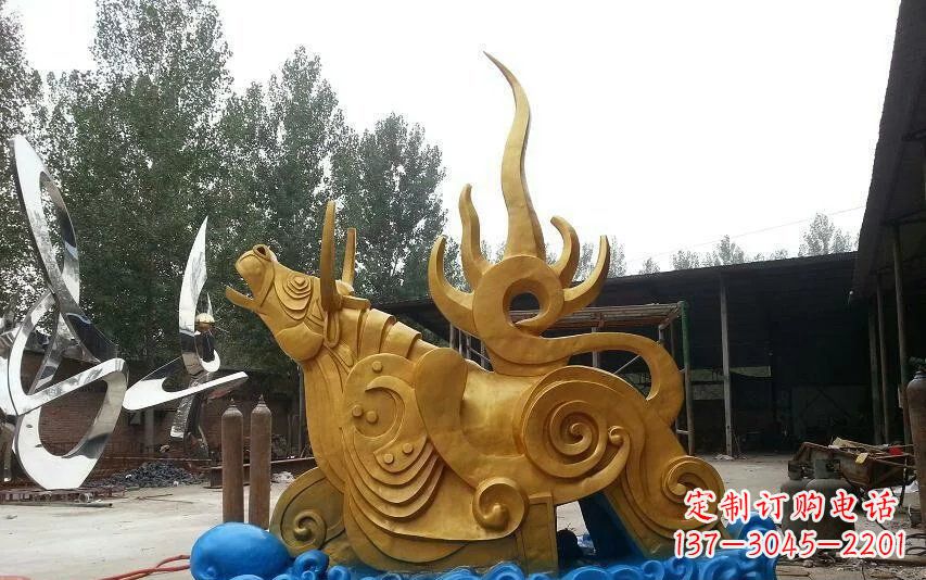 不锈钢金牛卧波雕塑——传承文化的艺术瑰宝 不锈钢金牛卧波雕塑——传承文化的艺术瑰宝