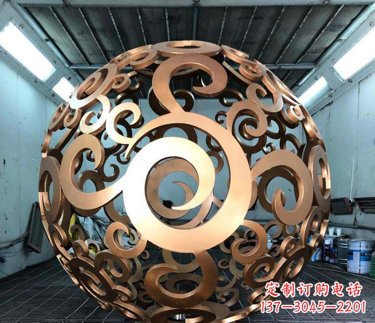 不锈钢金属镂空球造型雕塑
