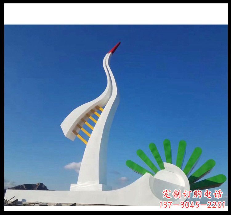 不锈钢景区抽象仙鹤和松树雕塑