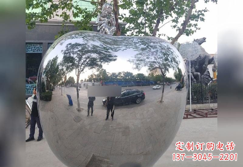 不锈钢景区镜面苹果雕塑