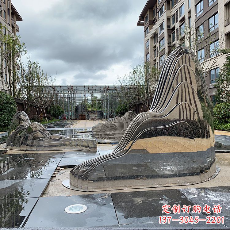 不锈钢镜面抽象假山