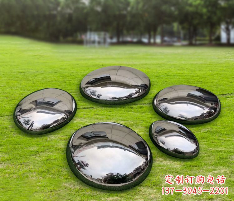 鹅卵石雕塑 - 不锈钢/镜面/鹅卵石 鹅卵石雕塑 - 不锈钢/镜面/鹅卵石