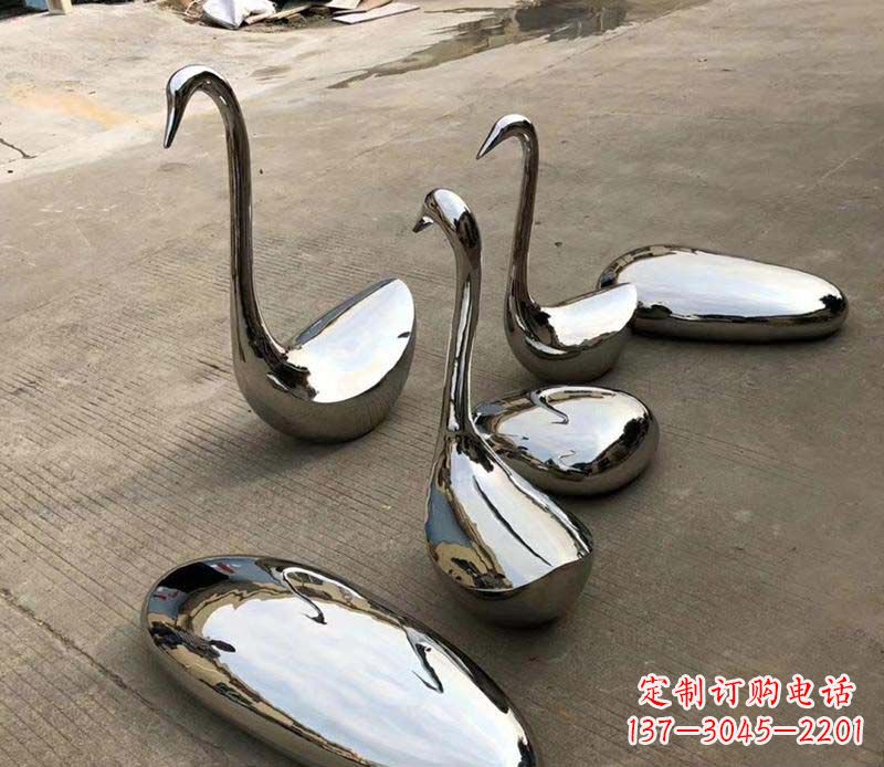 不锈钢镜面鹅卵石座椅