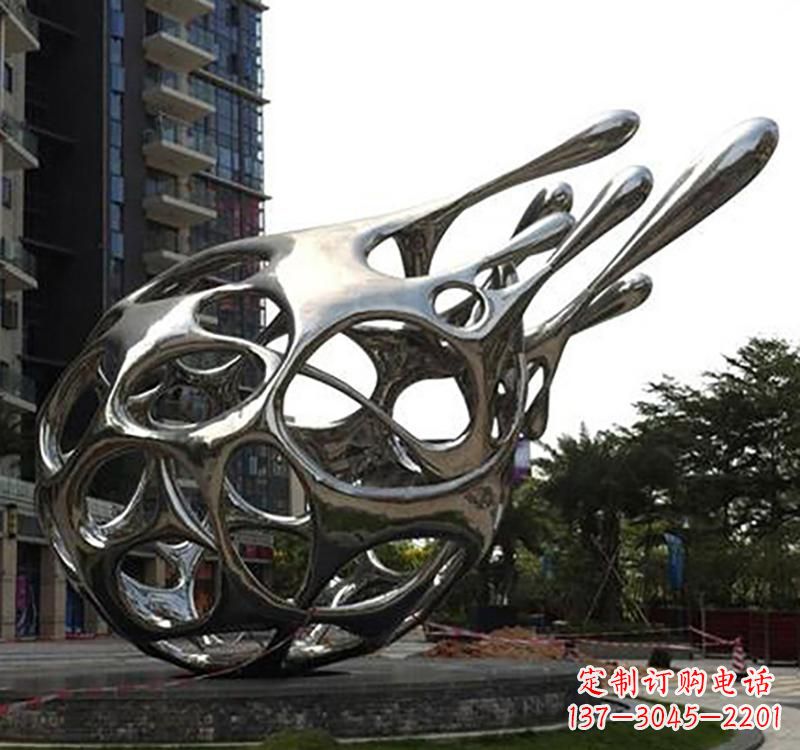 不锈钢镜面火龙果雕塑