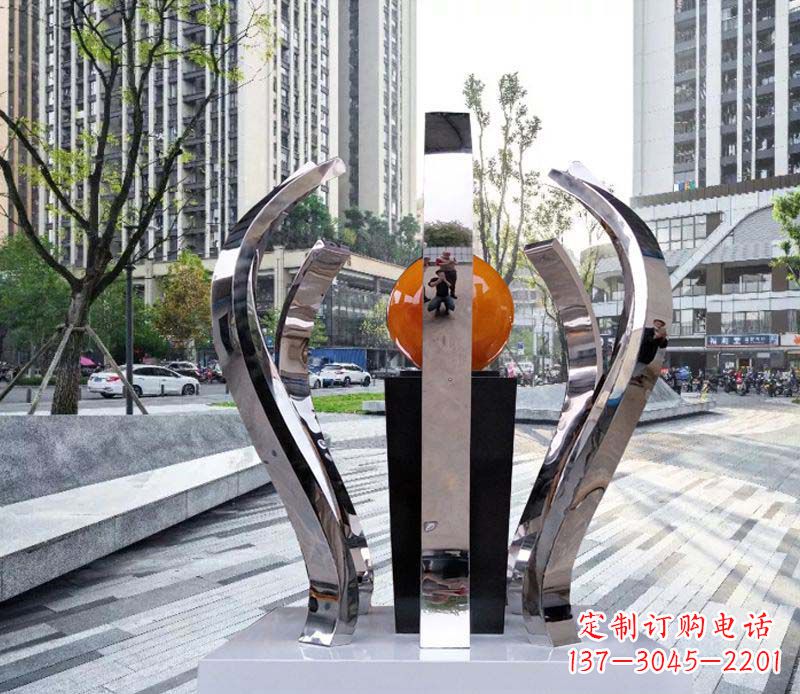 不锈钢镜面几何抽象雕塑
