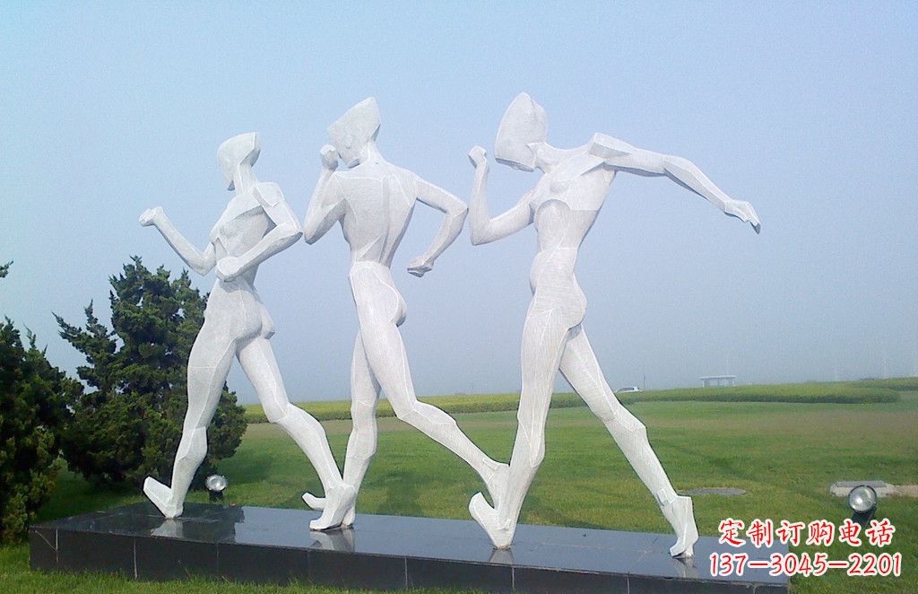 不锈钢快走人物雕塑