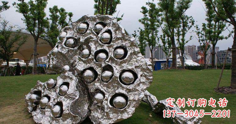 不锈钢莲蓬景观雕塑1