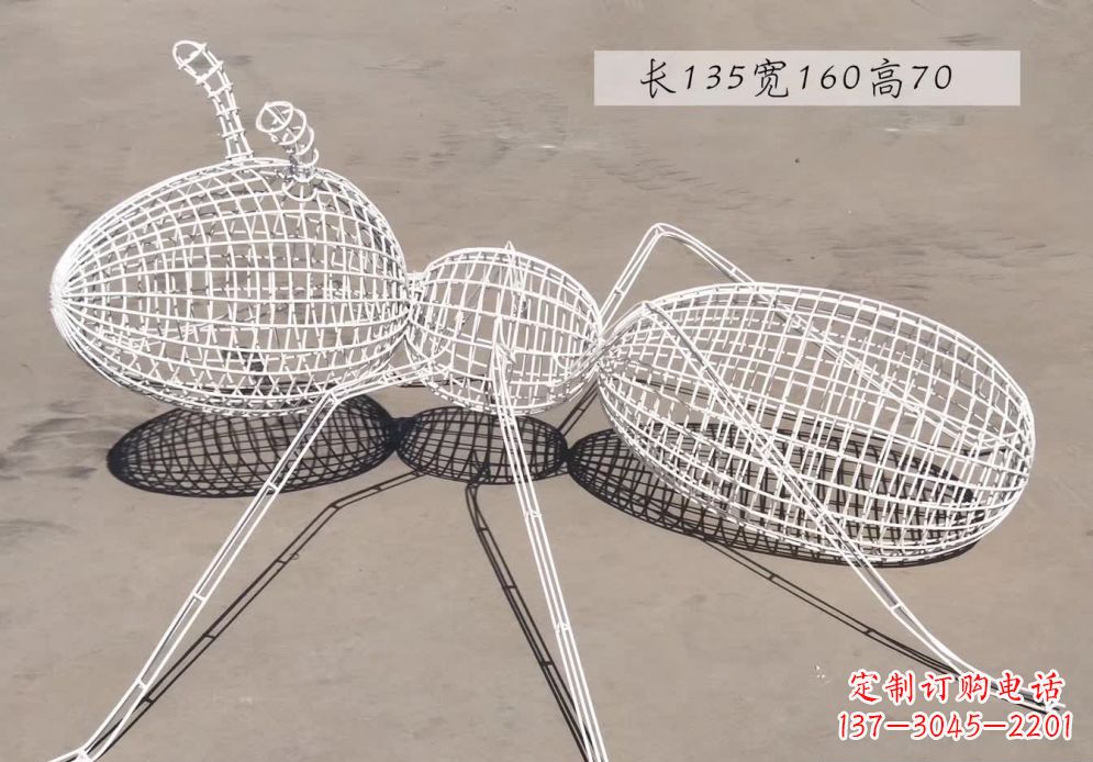 不锈钢镂空蚂蚁雕塑艺术精美的象征 不锈钢镂空蚂蚁雕塑艺术精美的象征