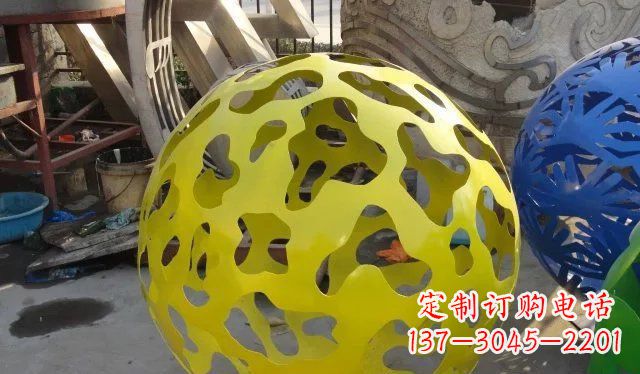 不锈钢镂空花球雕塑 (3)
