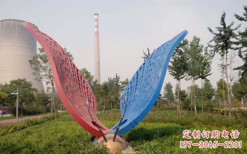 不锈钢镂空七星瓢虫雕塑