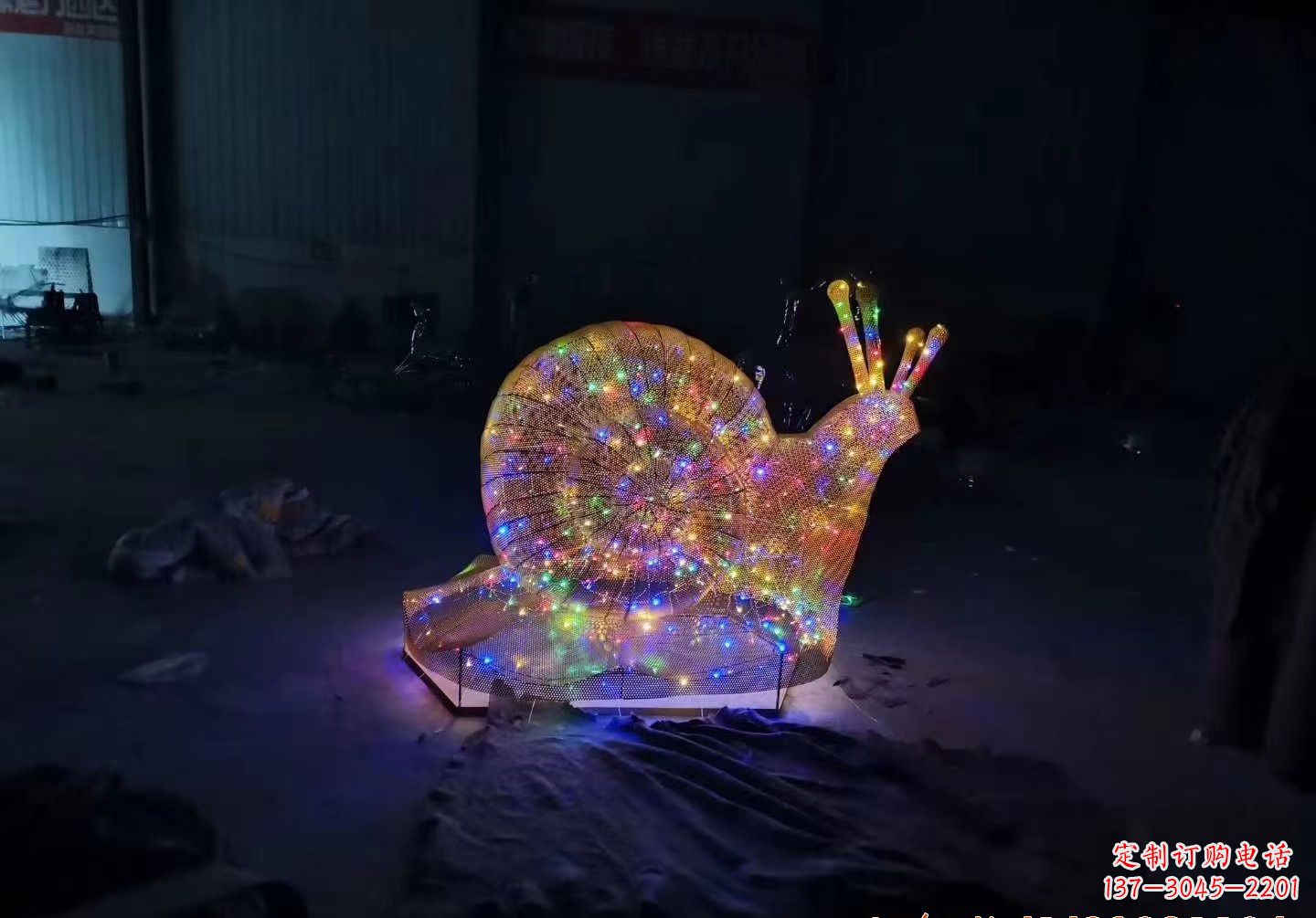 不锈钢镂空蜗牛雕塑精致美观的艺术品 不锈钢镂空蜗牛雕塑精致美观的艺术品