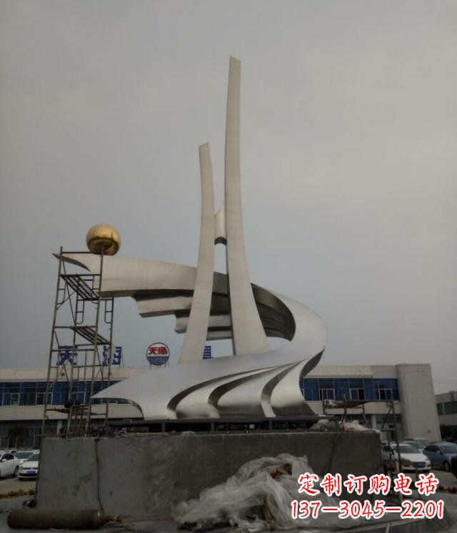 不锈钢企业升华雕塑