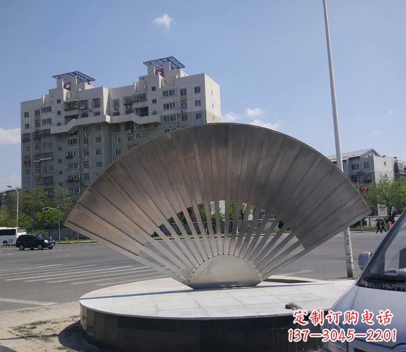 不锈钢扇子景观雕塑