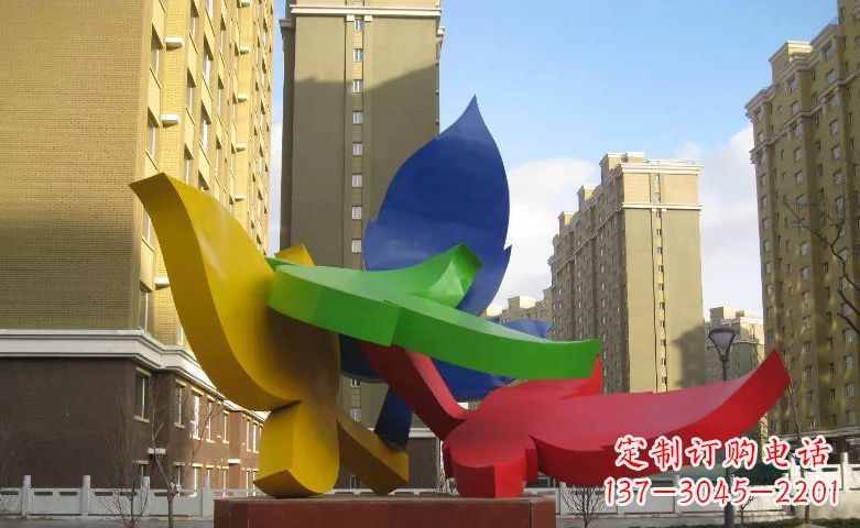 不锈钢树叶景观雕塑