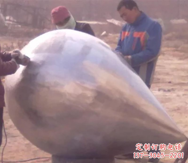 不锈钢水滴广场雕塑