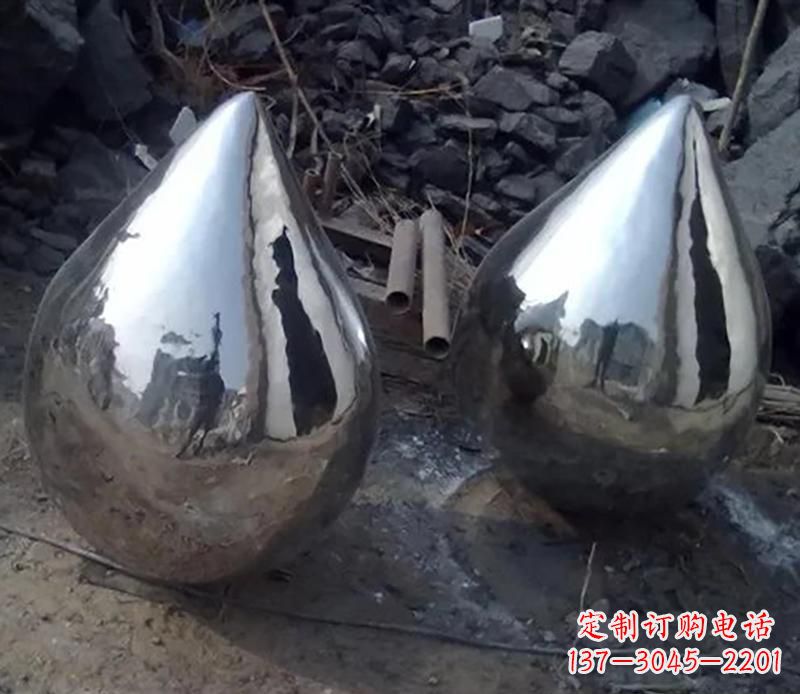 不锈钢水滴雕塑美丽绽放 不锈钢水滴雕塑美丽绽放
