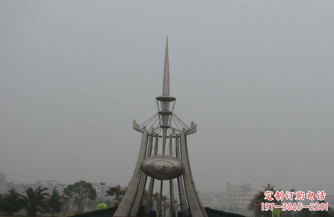 不锈钢塔广场景观雕塑