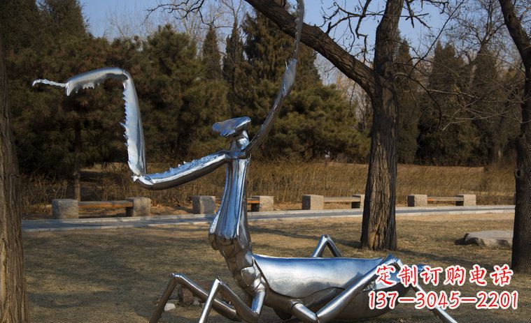 不锈钢螳螂园林景观雕塑