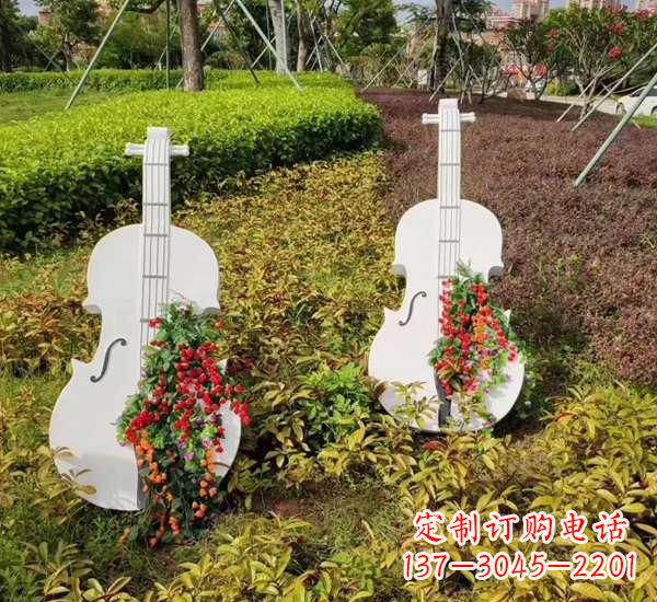 不锈钢提琴雕塑