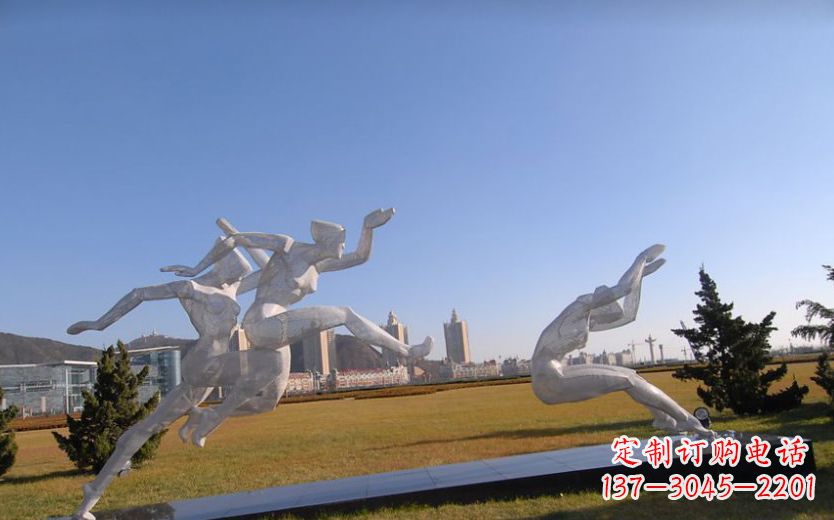 不锈钢跳远动作景观雕塑