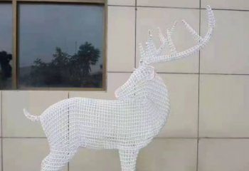 不锈钢梅花鹿雕塑点缀广场景观