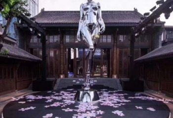 美女雕塑点亮城市之美