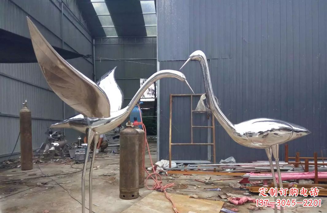 不锈钢仙鹤动物雕塑
