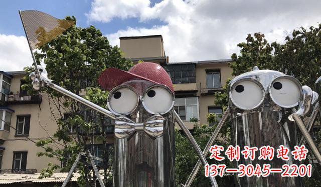 不锈钢小黄人卡通雕塑