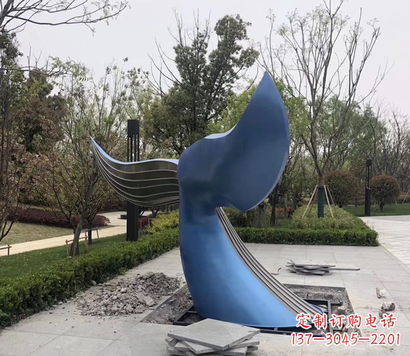 不锈钢小区抽象雕塑